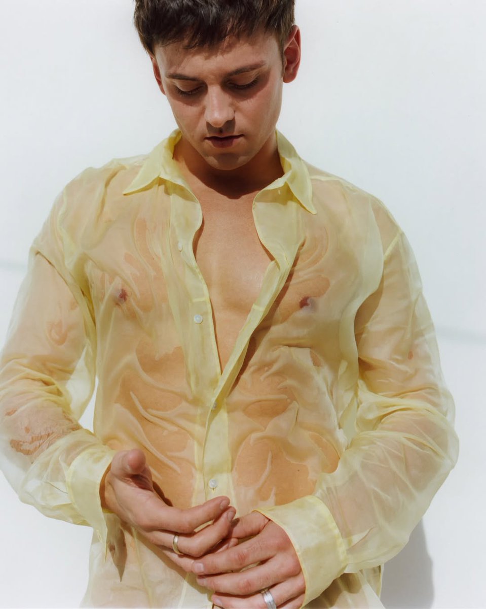 𝗰𝗲𝗹𝗲𝗯𝘀𝗯𝘆𝘀𝗲𝗯 tweet media