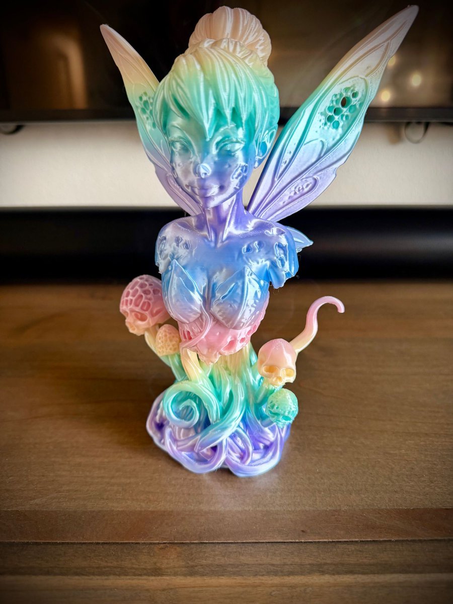 HighCountryJNL's tweet image. Supports off… and she’s finally ✨alive✨
    #3dprinting #3dprint #resinart #pla #bambulab #makersgonnamake #3dprinted #arttoy #fantasyart #fairy #supportremoval #printlife