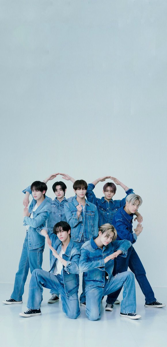 Skittles tweet media