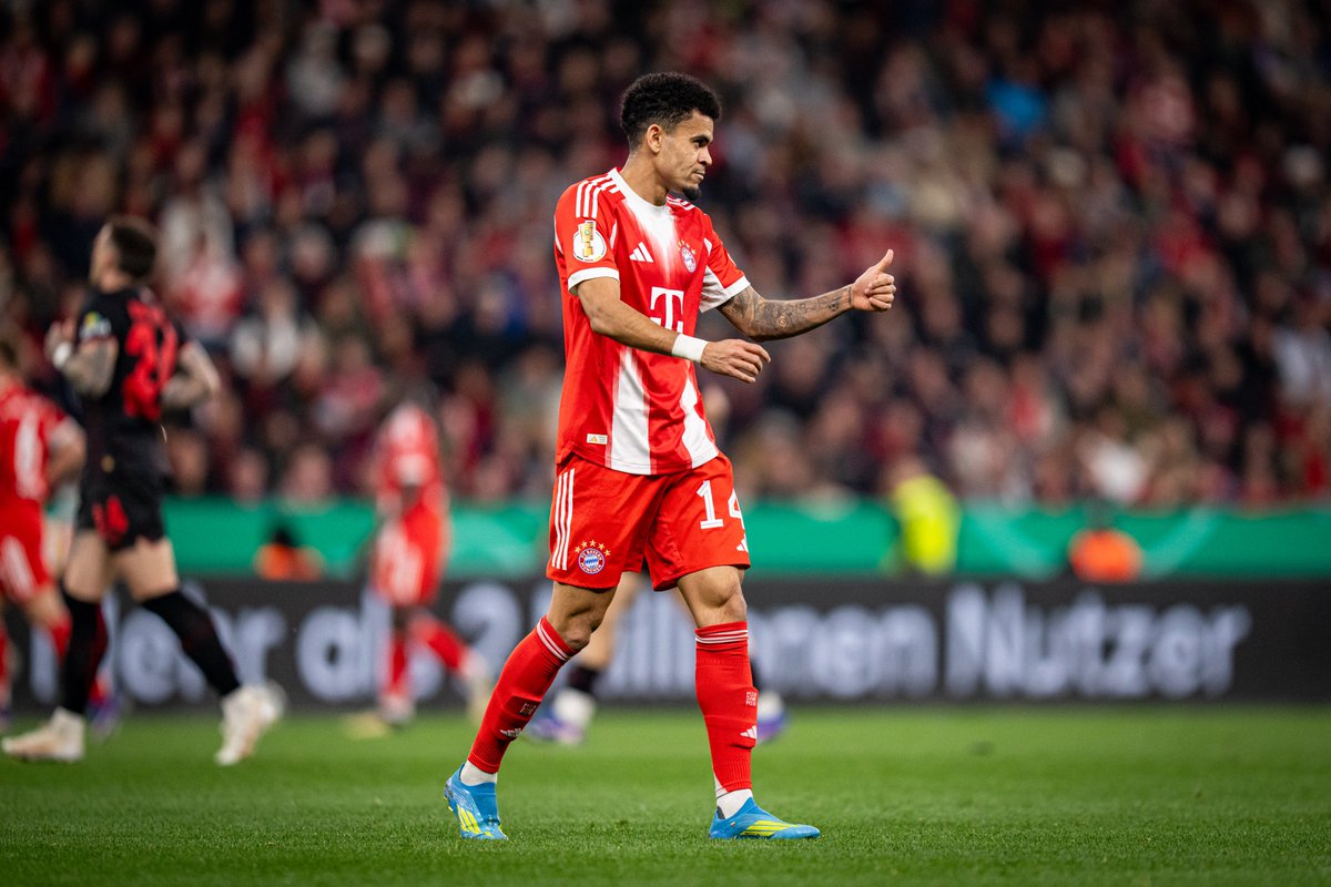 FCBayernEN's tweet photo. 👍 https://t.co/JaOE5T30NZ