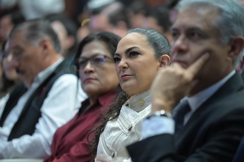 olgapsosa's tweet photo. Participé en la Semana Nacional de la Seguridad Social 2026: pensiones justas, salarios dignos y servicios de salud de calidad organizada por el senador Alfonso Cepeda Salas con la participación del secretario del trabajo Marath Bolaños López

Trabajamos para fortalecer los derechos.