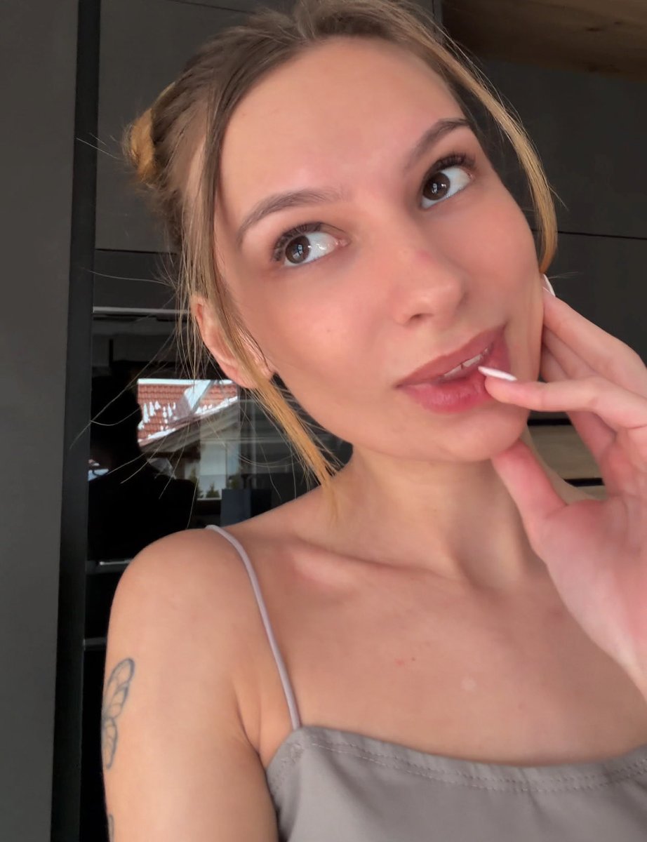 KattysMassage's tweet photo. Süsse Träume 😇 https://t.co/WZeIDPoLYR