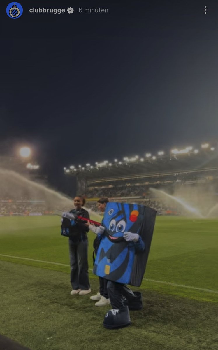 Ok. We worden geen kampioen. Maar onze nieuwe mascotte is wel een bankkaart! Hoe cool is dat. #clukvm