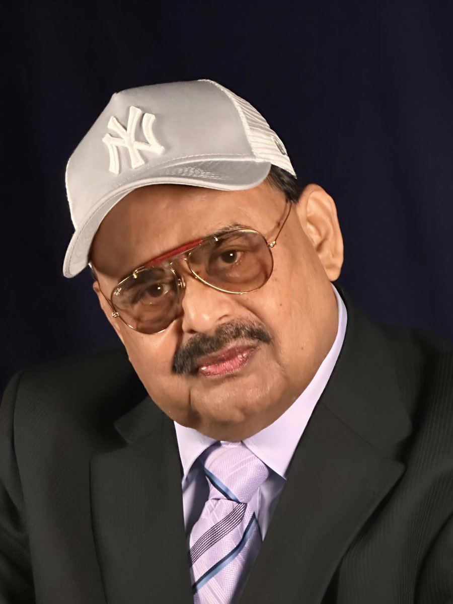 دنیا میں پیدا ہو نے والا ہربچہ” لامذہب “ پیدا ہوتا ہے ……الطاف حسین 

کوئی بھی مذہب کسی سے نفرت کادرس نہیں دیتا لیکن بدقسمتی سے ہردور کی سپرپاورنے عوام کی حمایت حاصل کرنے کے لئے مذہب کوبطورہتھیار استعمال کیا ہے۔کسی بھی ملک میں جس مذہب کو مانا جاتا ہے،عموماً اُس ملک کی حکمراں