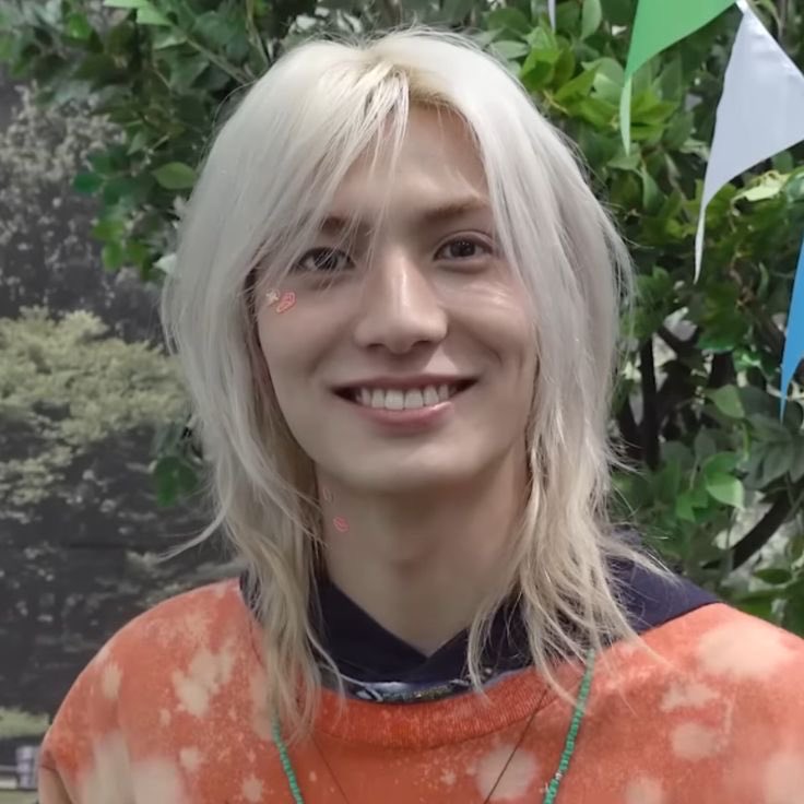 Carmen |-/ tweet media