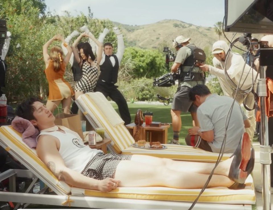 sunsethollanov's tweet image. the hud healings we needed #thankyou