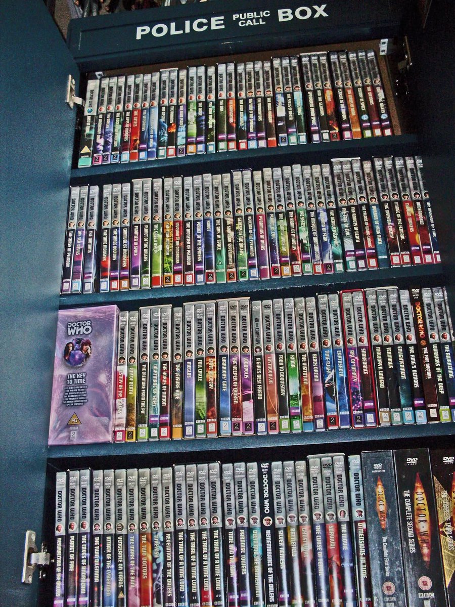 WhosThatGav's tweet photo. Popped up on Facebook memories. My #DoctorWho DVD collection 14 years ago, in 2012. At the time, the most recent episode that had aired was #TheDoctorTheWidowAndTheWardrobe. 🕑 #boringpost https://t.co/1vUGIRmgc1