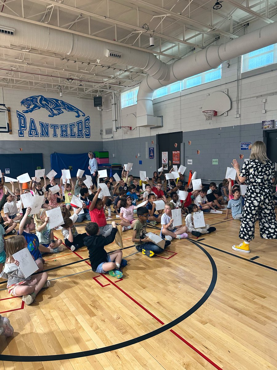 Pufferlibrary's tweet photo. Day one of Author Fest was a total blast! Our Puffer students loved Maddie Frost’s engaging presentation, hilarious illustrations, and her heartfelt story about her love of books. We even got to share lunch with her and really get to know her, I feel like we became fast friends! https://t.co/xacU4BBemz