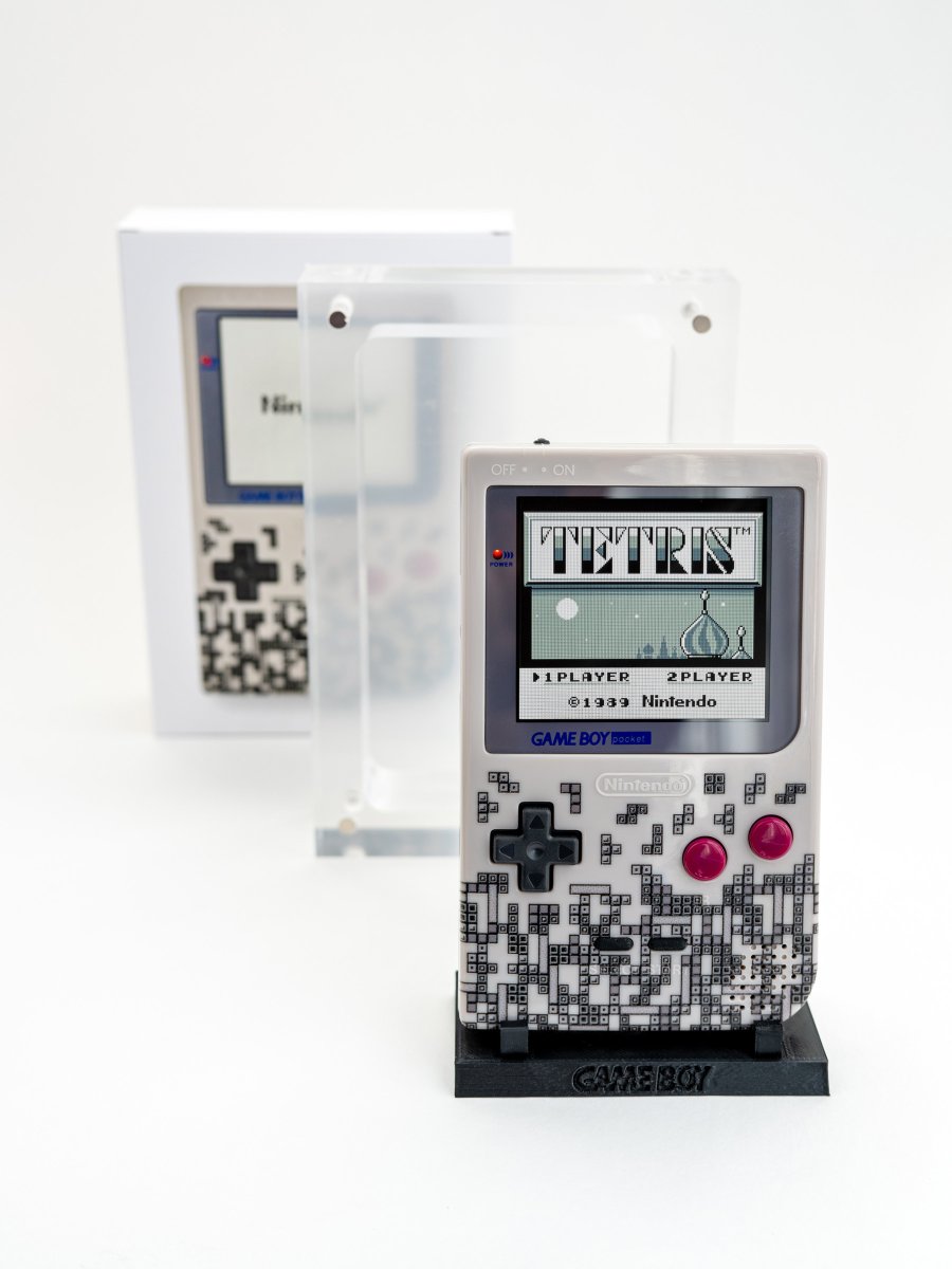 gameboykingdom's tweet photo. Tetris decon GBP special feat. 2.8inch laminated IPS screen #gameboykingdom #gameboypocket #tetris https://t.co/XPChkcDqnG