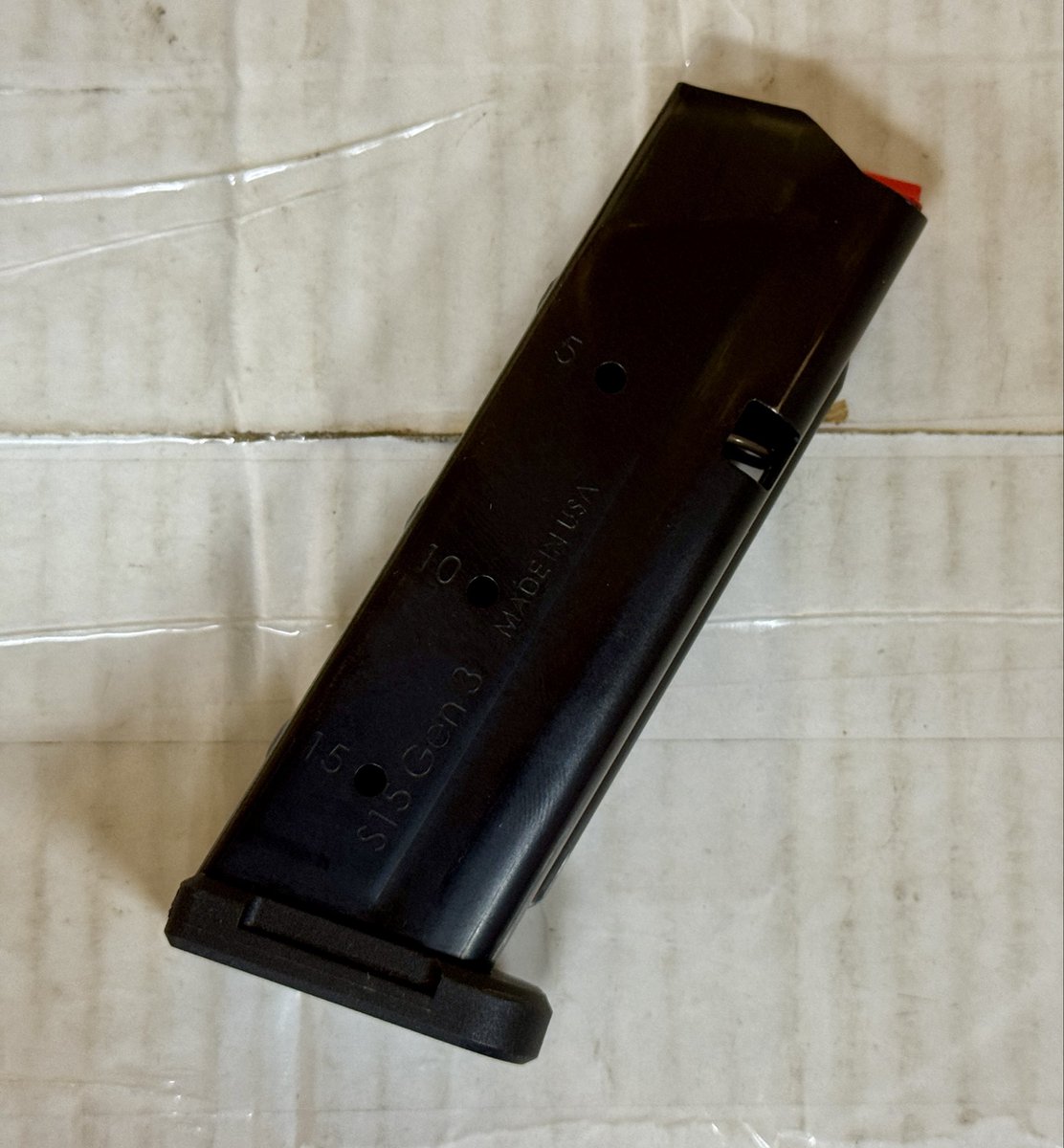 WE6291's tweet image. 🔥It’s time for another 2A Giveaway!🔥

This time it’s a NEW @ShieldArms S15 Gen 3 - 15-Round Steel Magazine for Glock 43X/48. Please, only enter if you have one of these pistols. 🙏

Giveaway ends when I say 🤣: 
FOLLOW, REPOST or QUOTE POST, LIKE and REPLY! Good Luck!
