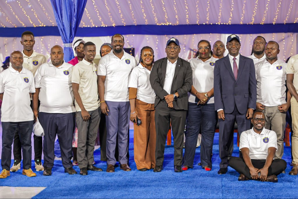 StMarysKitende tweet media