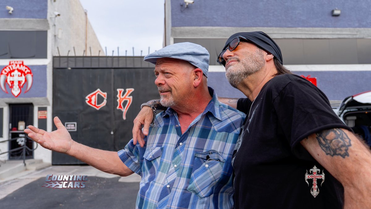 Count's Kustoms tweet media