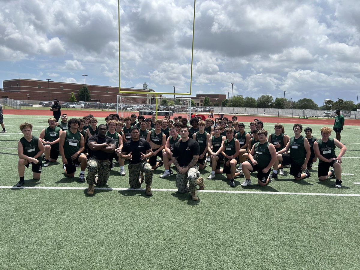 Clear Falls Football tweet media