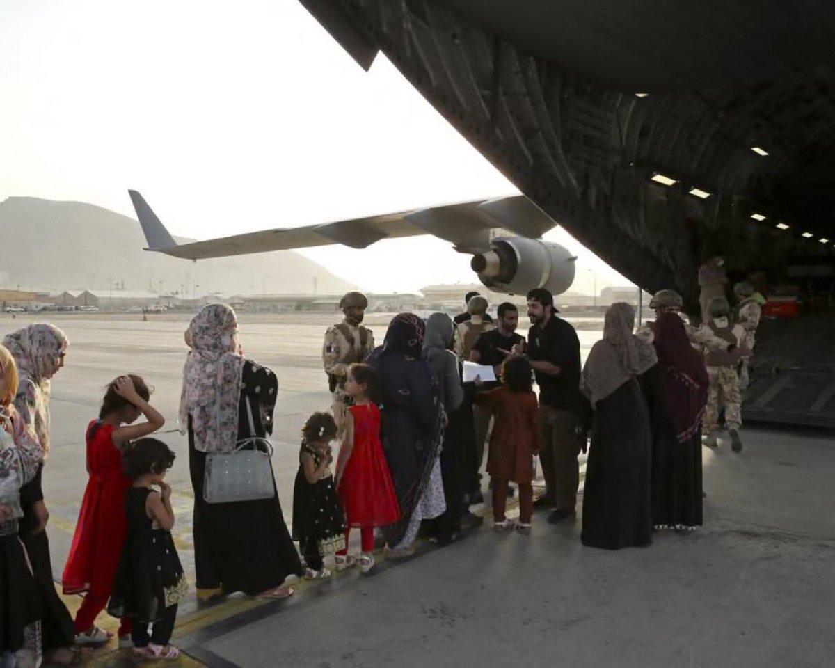 Kanyiki9's tweet image. #migrants/ Plus de 1 100 ex-collaborateurs afghans des États-Unis, toujours hébergés au Qatar depuis leur évacuation en 2021, expriment leur inquiétude face à des informations évoquant une possible relocalisation vers la République démocratique du Congo. Cette hypothèse, non