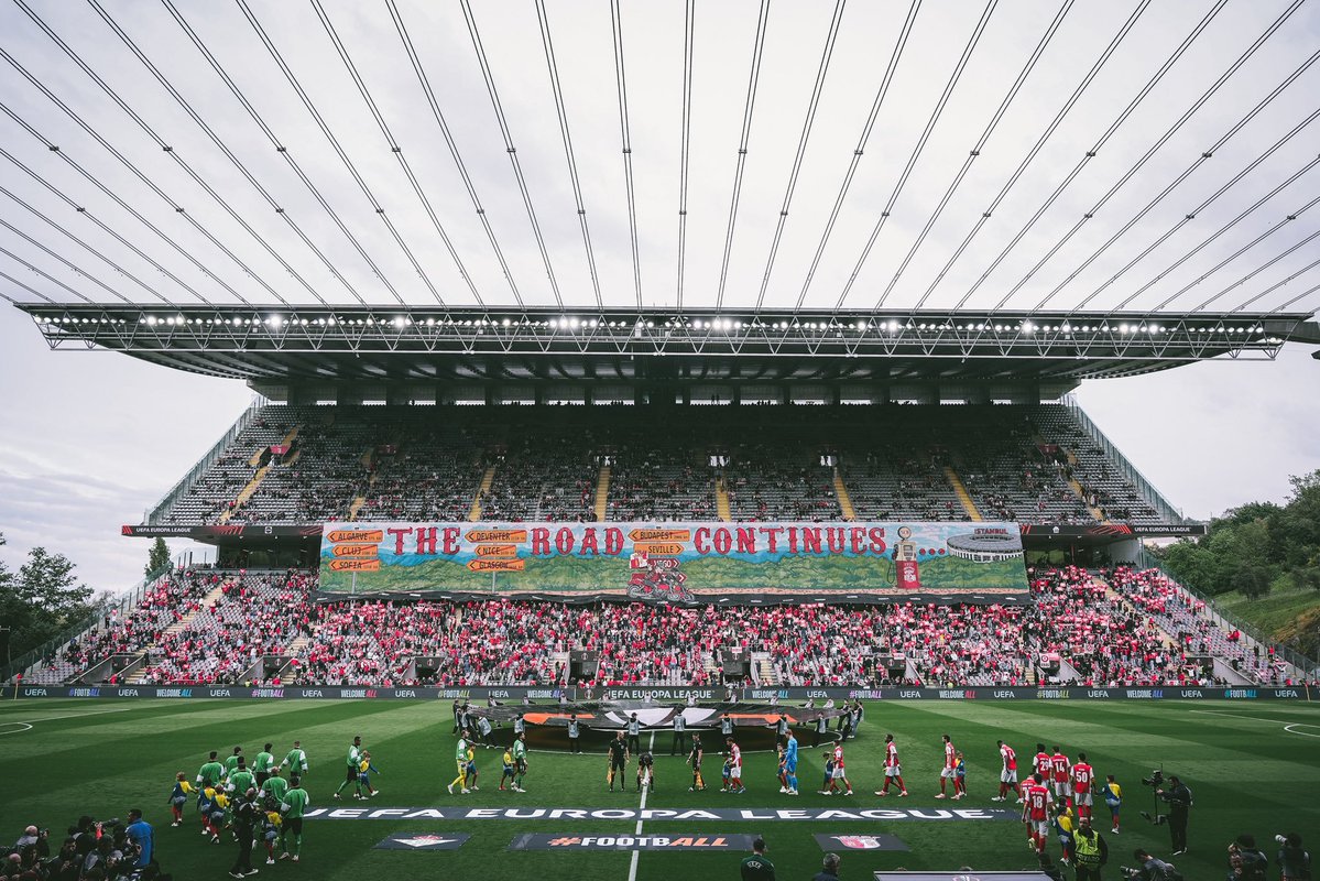 Depois de já o ter feito nos oitavos de final e nos quartos de final da Liga Europa 🏆, o SCB decidiu OFERECER, mais uma vez, a entrada a todos os Sócios com Lugar Anual 25/26 no jogo em casa das meias finais contra o SC Freiburg 🇩🇪.

ENCHER A PEDREIRA, RUMO A ISTAMBUL! 💪