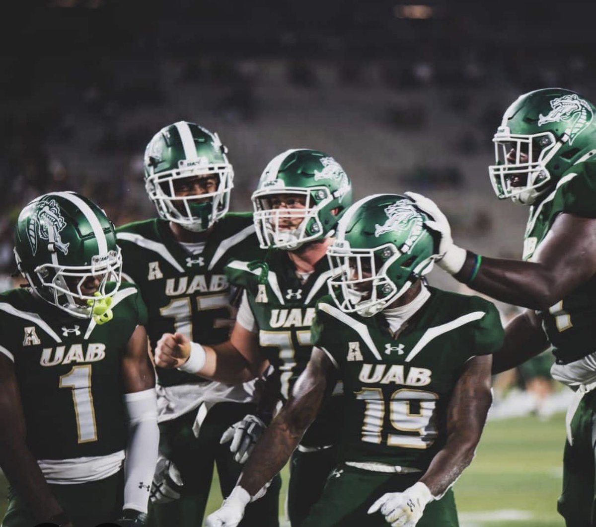 AGTG🙏🏾I’m blessed to receive an offer from UNIVERSITY OF ALABAMA OF BIRMINGHAM <a href="/UAB_FB/">UAB Football</a> <a href="/Lionel_Stokes/">Lionel Stokes</a> <a href="/UABRecruiting/">UAB FB Recruiting</a>