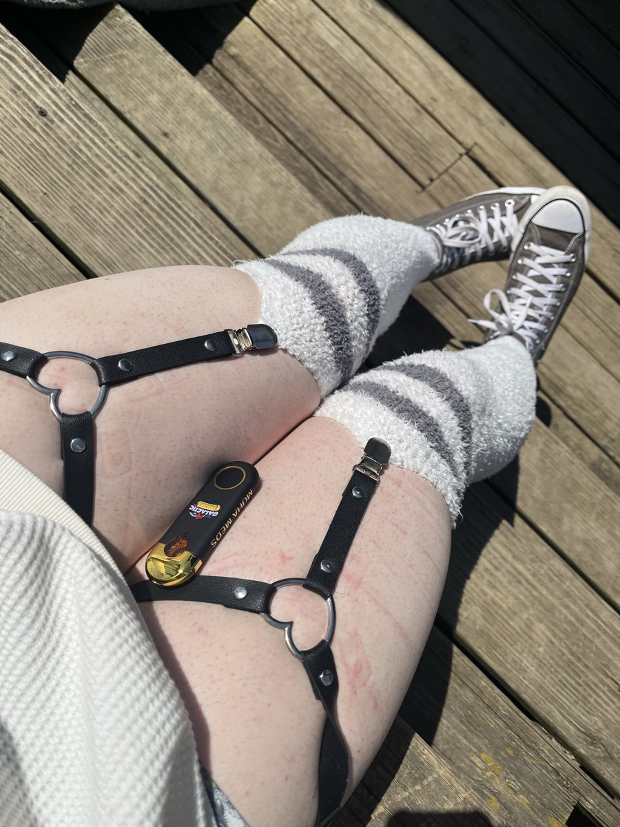 edekomui tweet media