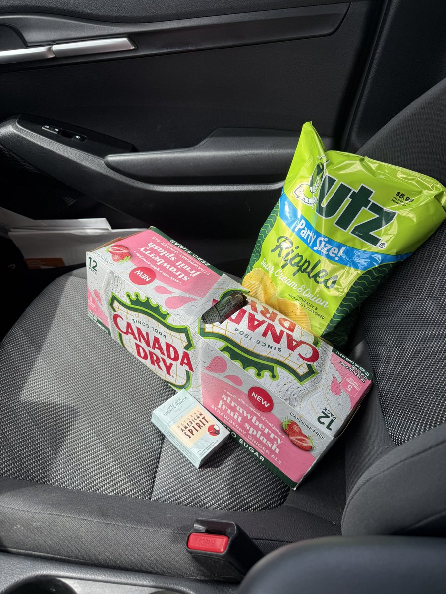 laine 🪴 tweet media