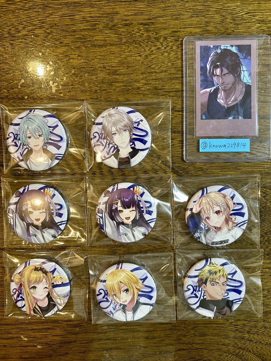 knowa229814's tweet photo. 【交換】にじさんじ　にじさんじフェス　にじフェス2026　クラスジャージ缶バッジ
オレンジB　グリーンA　インディゴA

譲･･･画像1、2
求･･･画像3

＊郵送希望
＊お声がけが重なった場合返信にお時間をいただく可能性があります

お気軽にお声掛けください！ https://t.co/OQjcvY460C