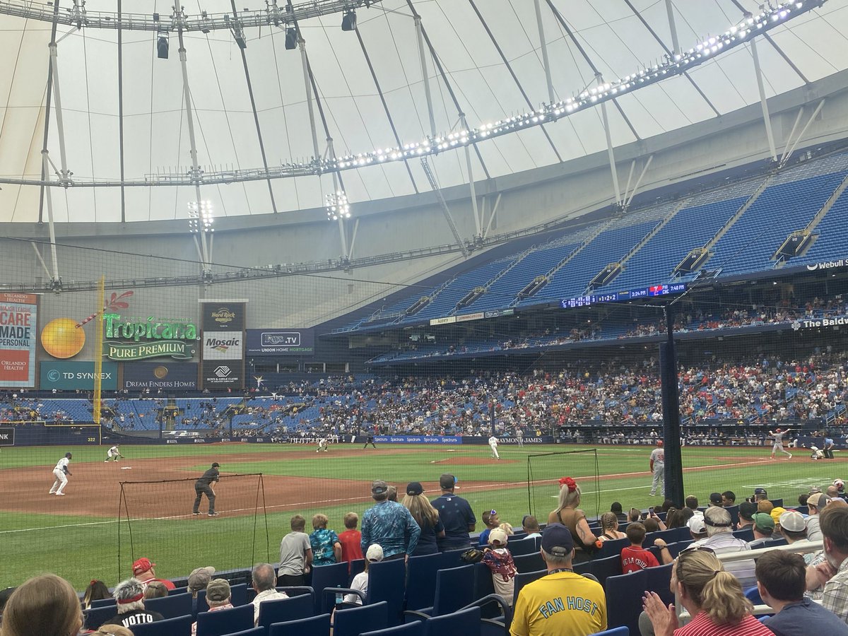 thapopejon's tweet photo. Great day at Tropicana Field with @ELMatadorDan 
And TheRays Win! ⚾️ #Florida #MLB https://t.co/L0LIhMZ25m