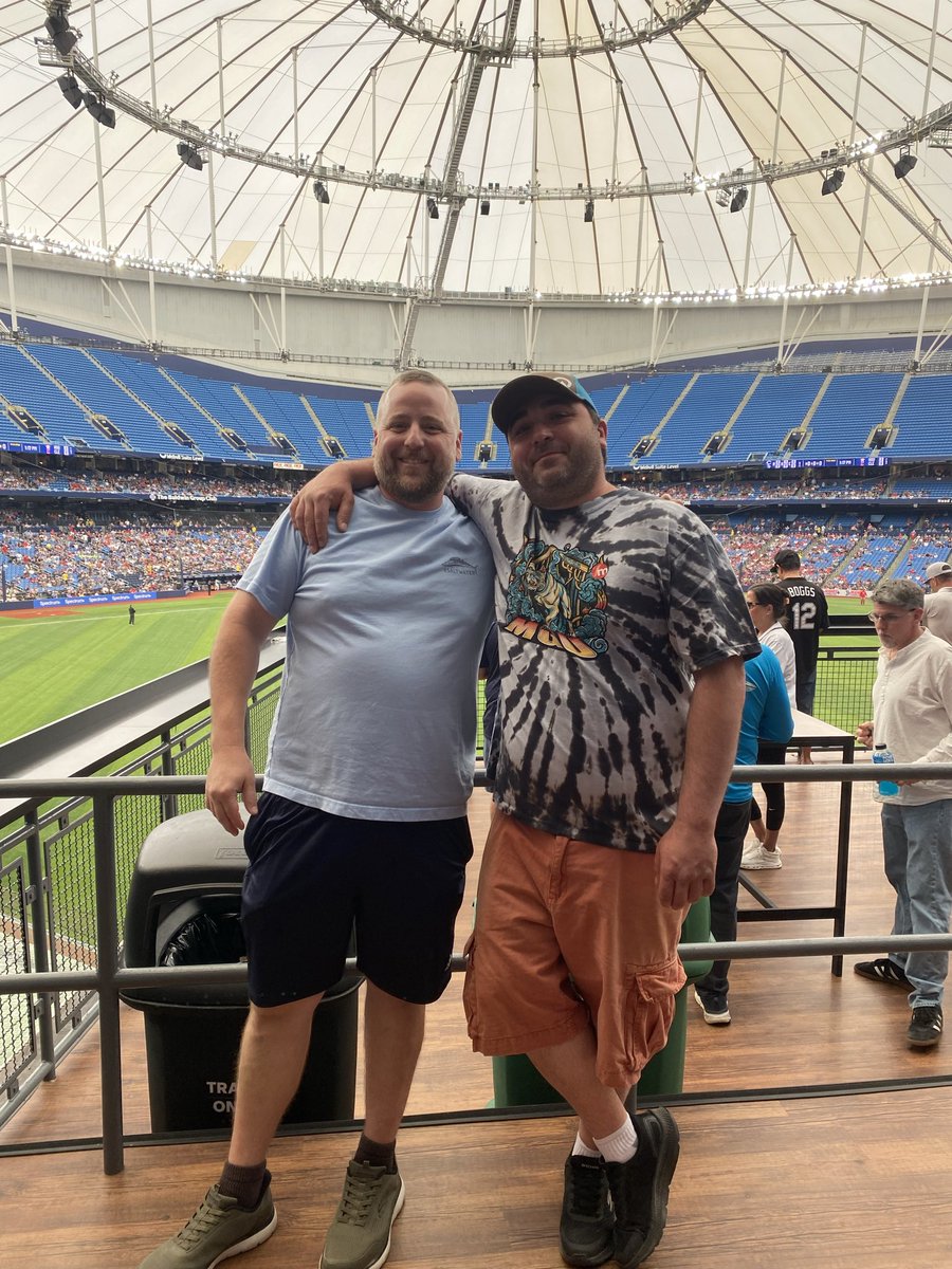 thapopejon's tweet photo. Great day at Tropicana Field with @ELMatadorDan 
And TheRays Win! ⚾️ #Florida #MLB https://t.co/L0LIhMZ25m