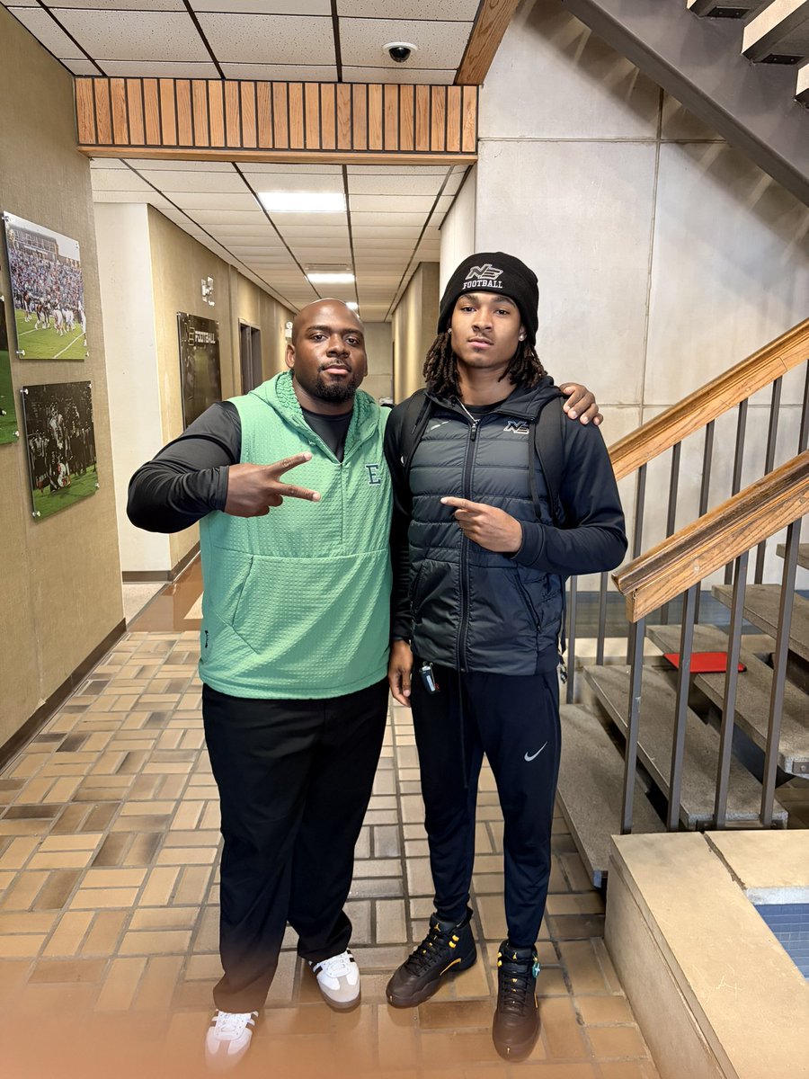 zayfox11's tweet photo. Thank you to @CoachZacSias for visiting me today on campus! @EMUFB🦅 https://t.co/SFAwjP99h8