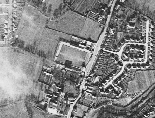 AGilleran's tweet photo. @RobLooseCannon Ah now, that's fascinating. Thank you. Love the overlay to today's map. Can see Glenmalure Park in Milltown! #hoops https://t.co/2EtLv1flMj