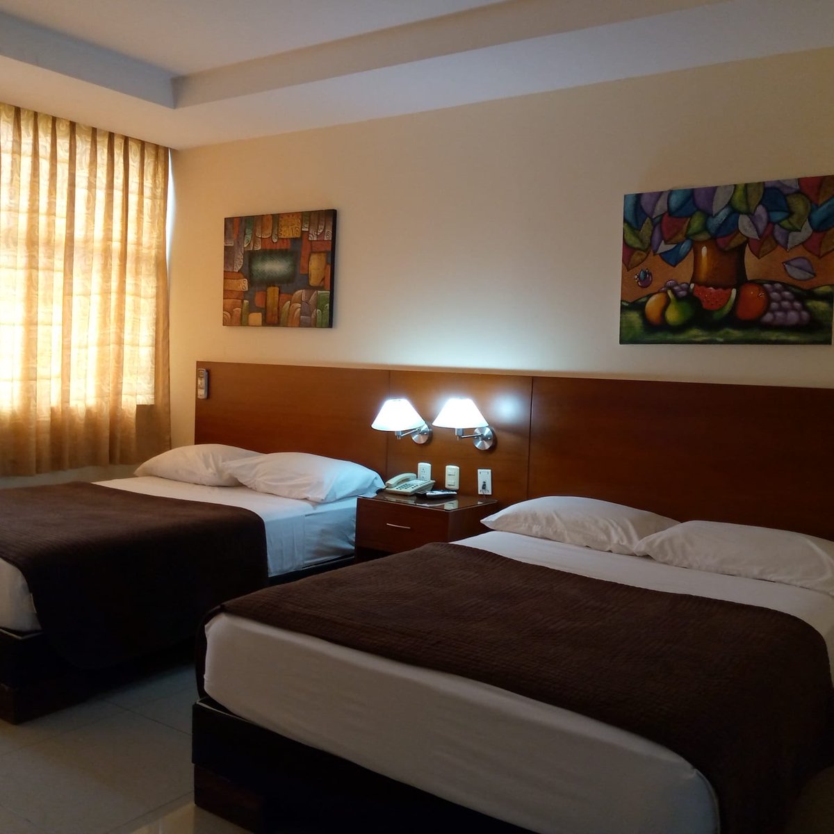 Hotel HM Guayaquil tweet media