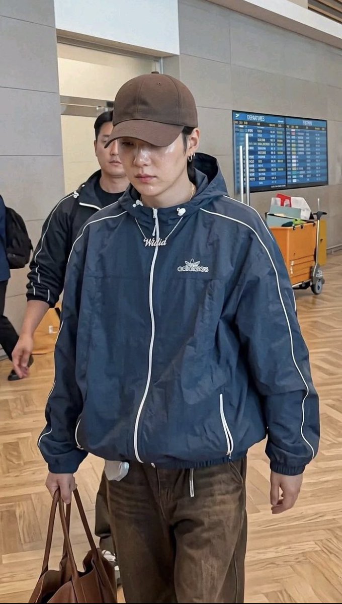 Min Yoon-gi suga (@minYoongi1930) / Posts / X