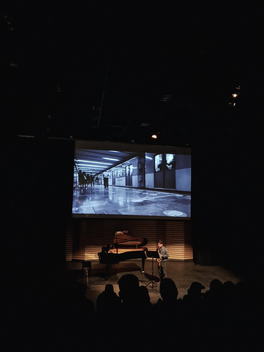 musicaunam's tweet photo. Como parte del Programa Universitario de Música Actual, el Sexteto Místico reunió obras para distintas formaciones instrumentales, desde piano y guitarra sola hasta combinaciones con electrónica y ensamble mixto. ¡Gracias por asistir!

Participaron: Fernando Martínez Cueto, director / Eduardo Muñoz, saxofón / Ezequiel González, piano / Emilia Castañeda, flauta / Daniela Sierra, oboe / Carlos Chimal Hernández, guitarra

#MúsicaUNAM #CulturaUNAM