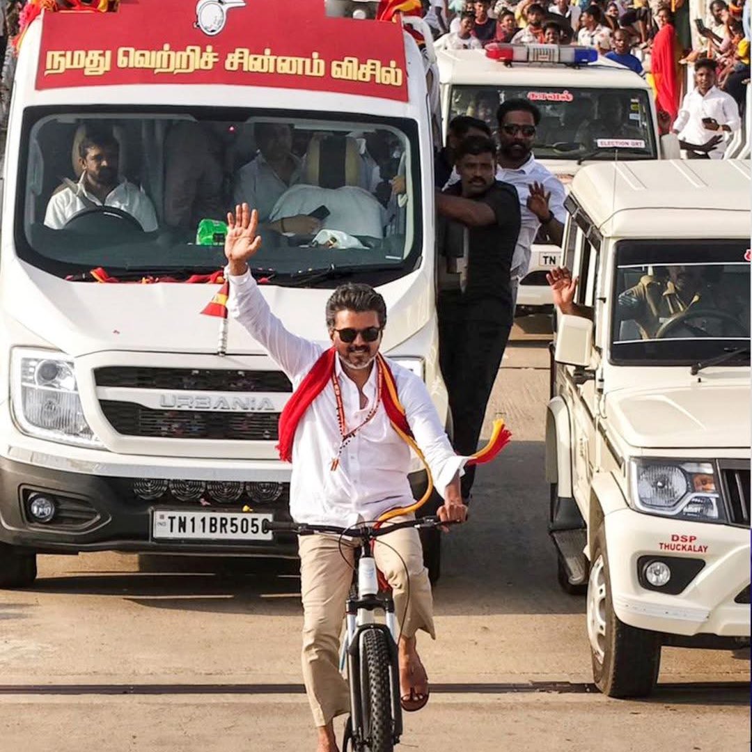 The only difference is, we all know which party Thalapathy Vijay will be voting today…😉