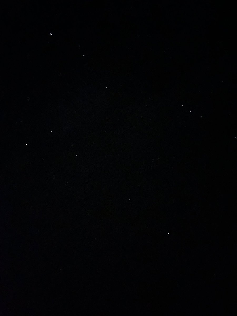 banalit1's tweet photo. 旭海的夜只剩下拍打的浪淘聲 還有狂吹猛送的海風
再來就是浩翰的星空 https://t.co/PleQbbh8n8