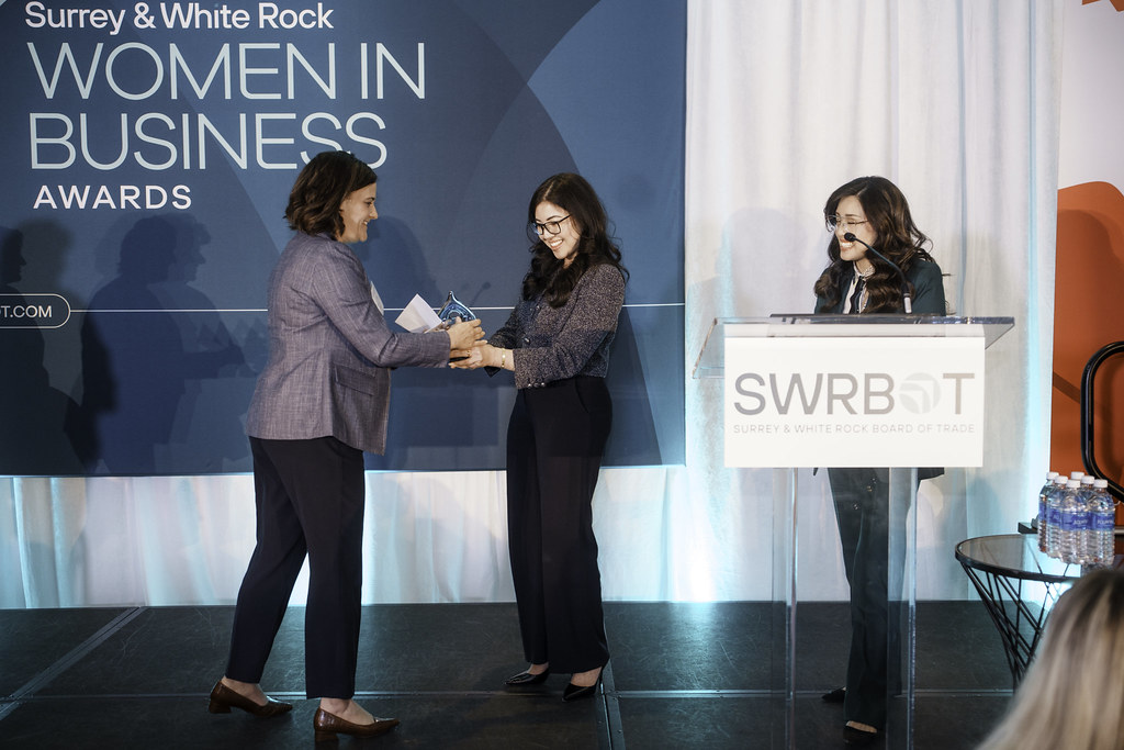 FaskenLaw's tweet image. An inspiring afternoon at the 2026 Surrey &amp;amp; White Rock #WomenInBusiness Awards ✨ As an award sponsor, we were honoured to have Heidi Esslinger present Maxime Spakowski as the winner in the Entrepreneur (large business) category. Congrats to all the finalists! #Fasken
