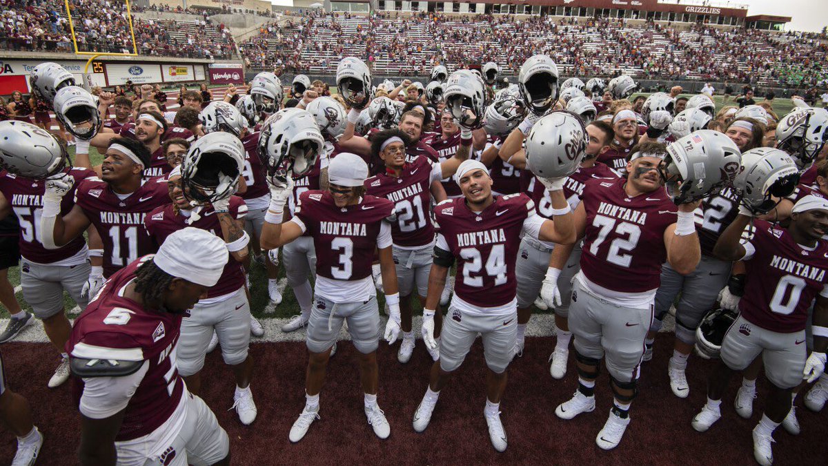 MillikanHSFB's tweet photo. Congrats to Long Beach Millikan 2027 OL Jonathan Olmos @JonathanOlmos71 on his scholarship offer to The University of Montana @MontanaGrizFB #WinTheDay https://t.co/hk0ClyO9tz