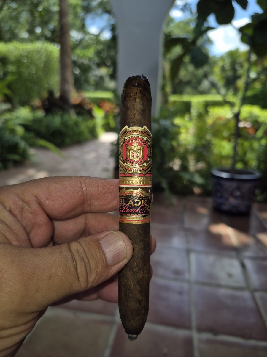 keepmovin2020's tweet image. I've been waiting all day for this!📈
@AFuenteCigars 
#CIGARLIFE  🔥 💨