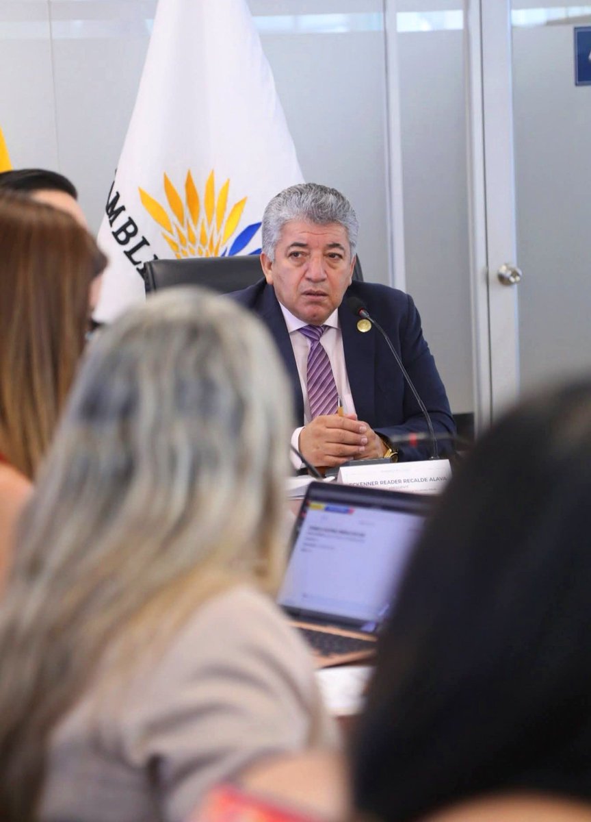 Comisión del Derecho al Trabajo y Seguridad Social tweet media