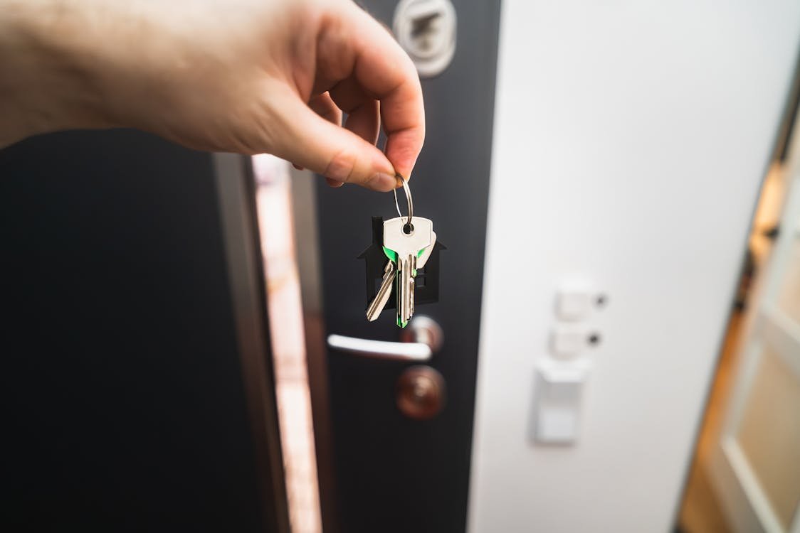 ALMCOSprings's tweet photo. We help first-time buyers in Colorado Springs with tailored conventional and FHA loans. Use our mortgage calculators to explore your path to homeownership this April.

Call us today for more details! 719-228-6055

#americanlibertymortgage #coloradosprings https://t.co/h9nc8ynXdy