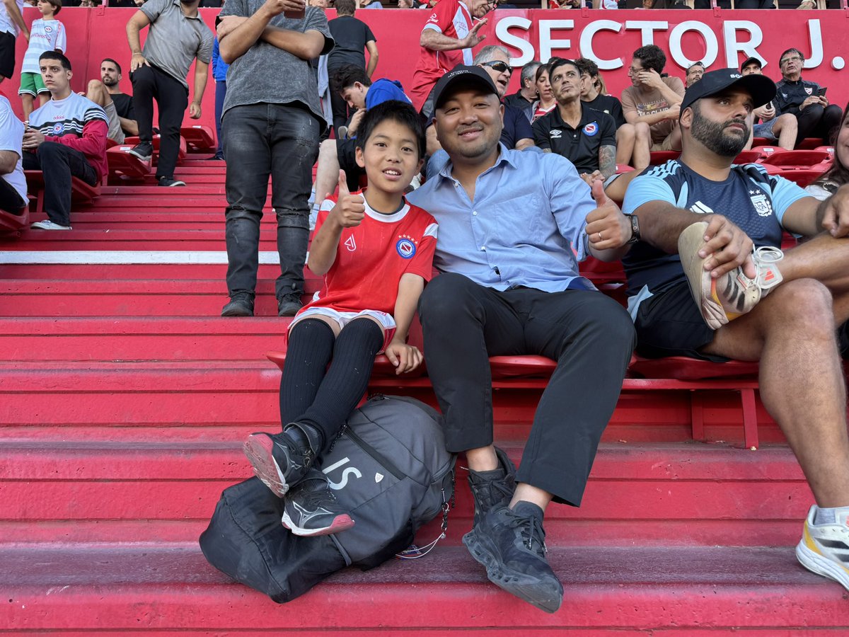 🇯🇵 試合当日🇦🇷

Así vivió Renta el partido en el Diego Armando Maradona 🏟️

 #AAAJ
#日本