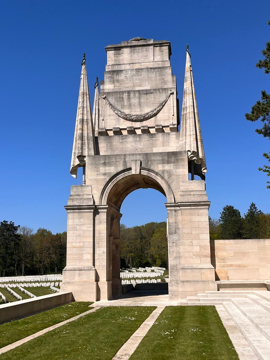 CDPS_Southwark's tweet image. Year Five pupils have arrived at Hardelot in France for their 3-day residential! Our first stop was the Commonwealth Cemetery at Étaples, followed by wonderful beach paddles! #LearningBeyondTheClassroom
#ExperientialLearning