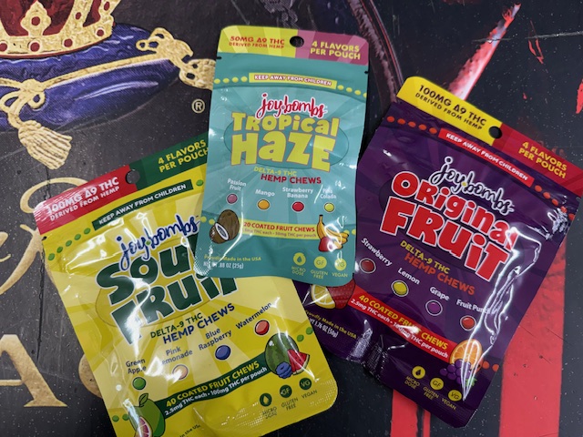 MarysLiquor's tweet image. Ask us about Joybombs #Delta9 hemp chews on your next visit. These #FarmBillCompliant chews have four flavors per pouch. Available in Tropical Haze, Sour Fruit, and Original Fruit