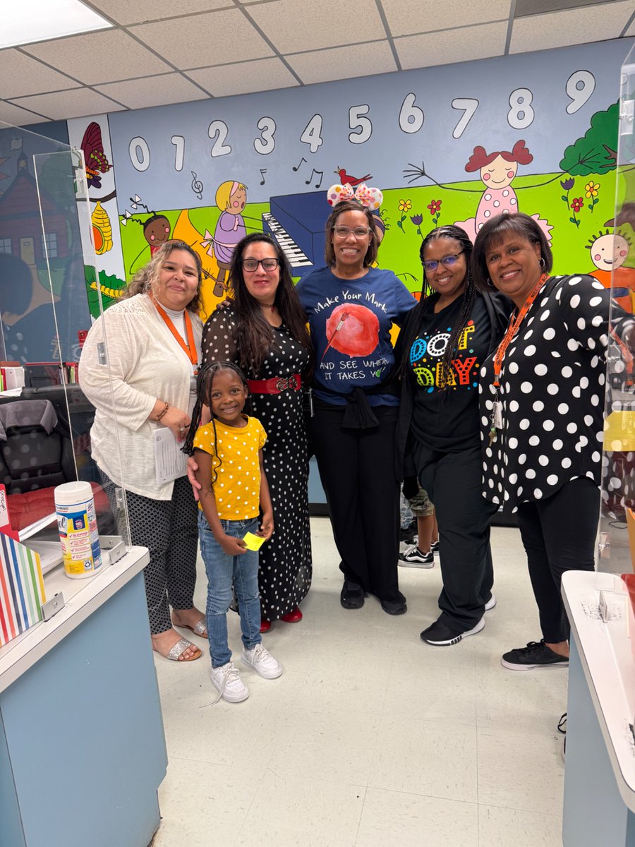 Reece Academy AISD✨ tweet media