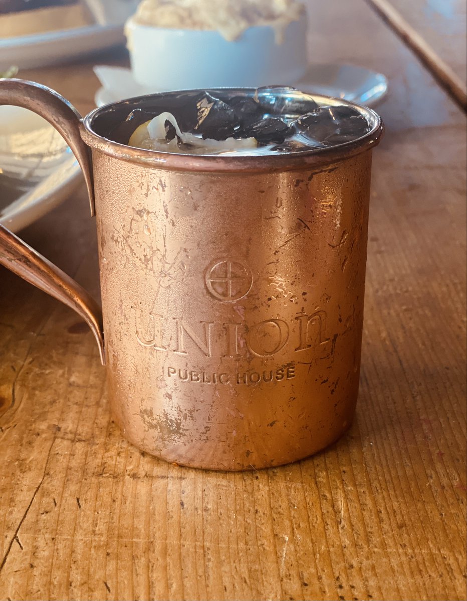 TucsonUnion's tweet photo. thirsty thursday is here. $7 copper cup cocktails and discounted craft drafts all day. union public house. that's a vibe. #tucson #tucsonaz #muletime https://t.co/sBRzHk1lIF