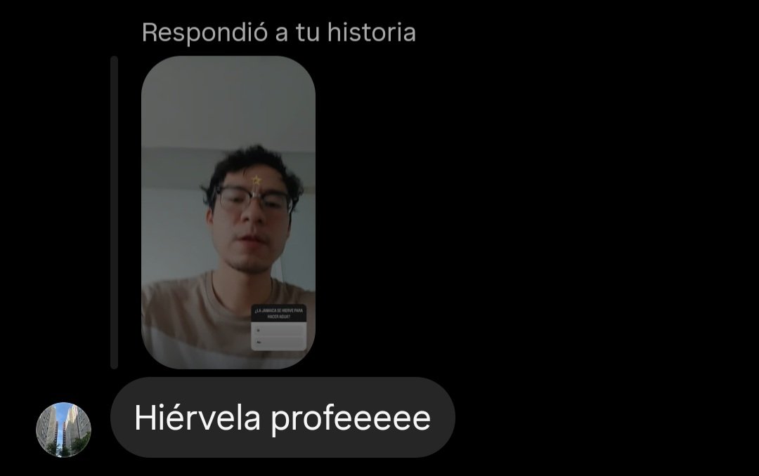_arielgamez's tweet photo. Él estuvo en el primer grupo cuando empecé a dar clases, hace 15 años. Lo conocí cuando tenia 12 años, ahora es un vato todo mamado y me sigue hablando de usted. Con que asi se siente ser adulto. https://t.co/Dx6IPnm7cX
