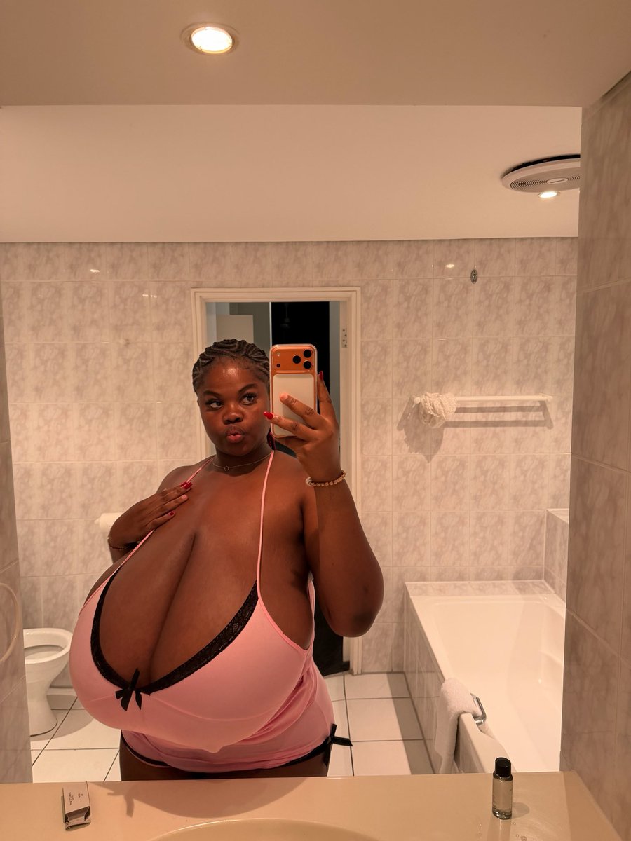 Chioma.lovv tweet media