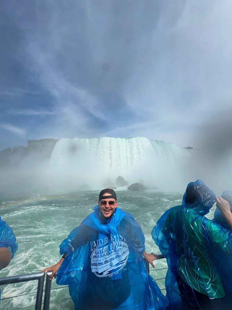 Niagara Falls USA tweet media