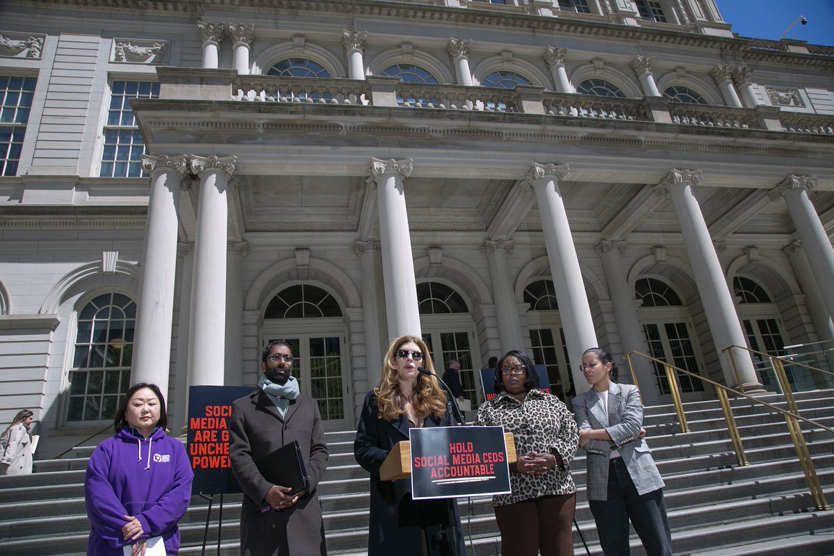 Speaker Julie Menin tweet media