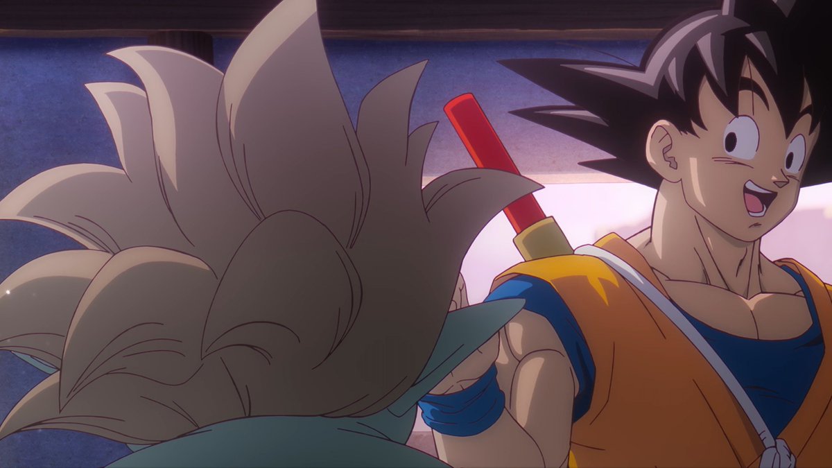 TeeHallums tweet media