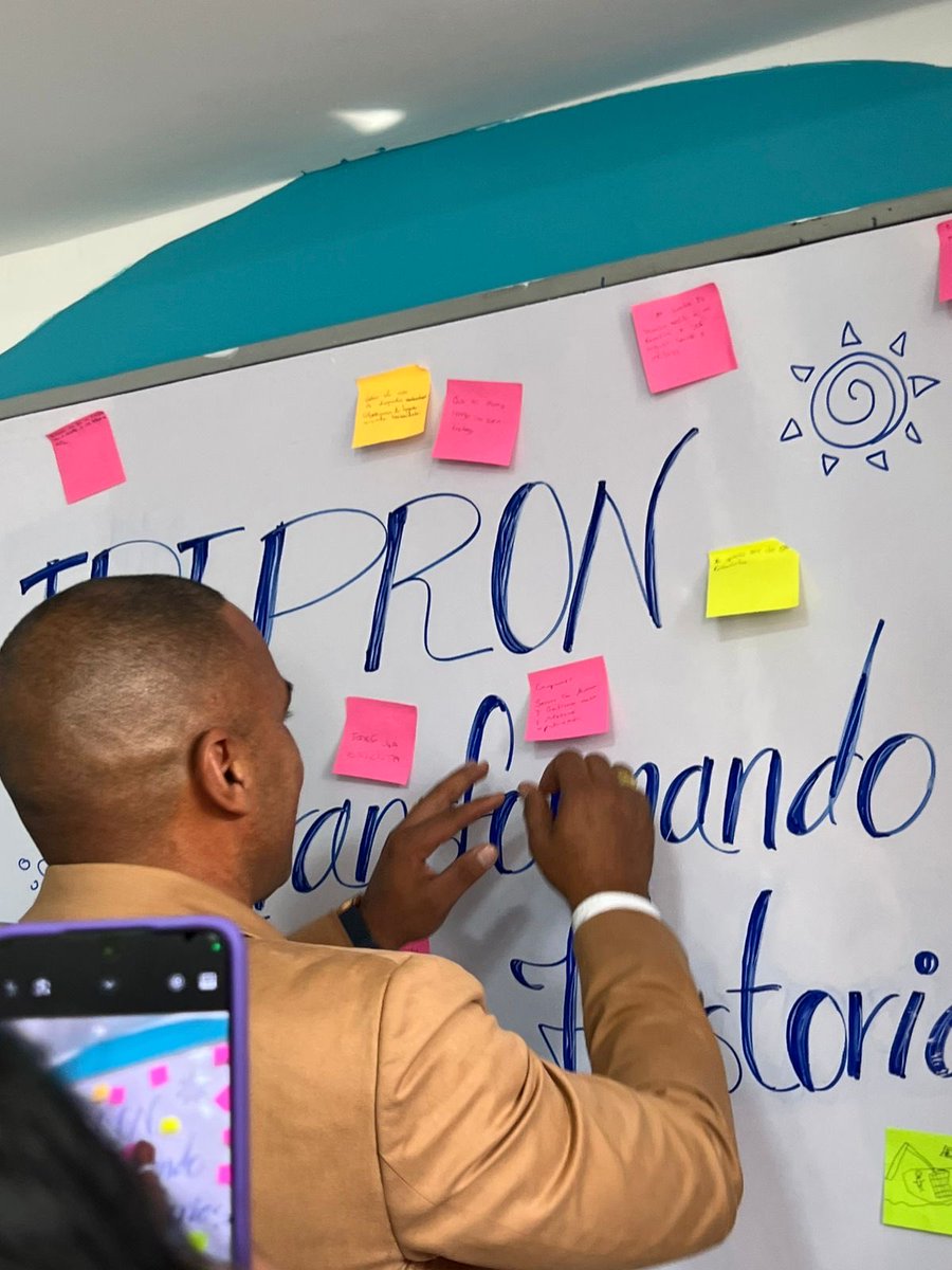 ValientesColONG's tweet image. Lo que fue un sueño, hoy es realidad🐛🦋

Tendremos un espacio en el barrio Santa Fe en Bogotá, para prevenir y detectar a tiempo la #ESCNNA y Trata de Personas.  

Gracias al @idipronbogota por creer en ese proyecto y aliados como #Pivot que hoy hacen parte de esta red 🦾