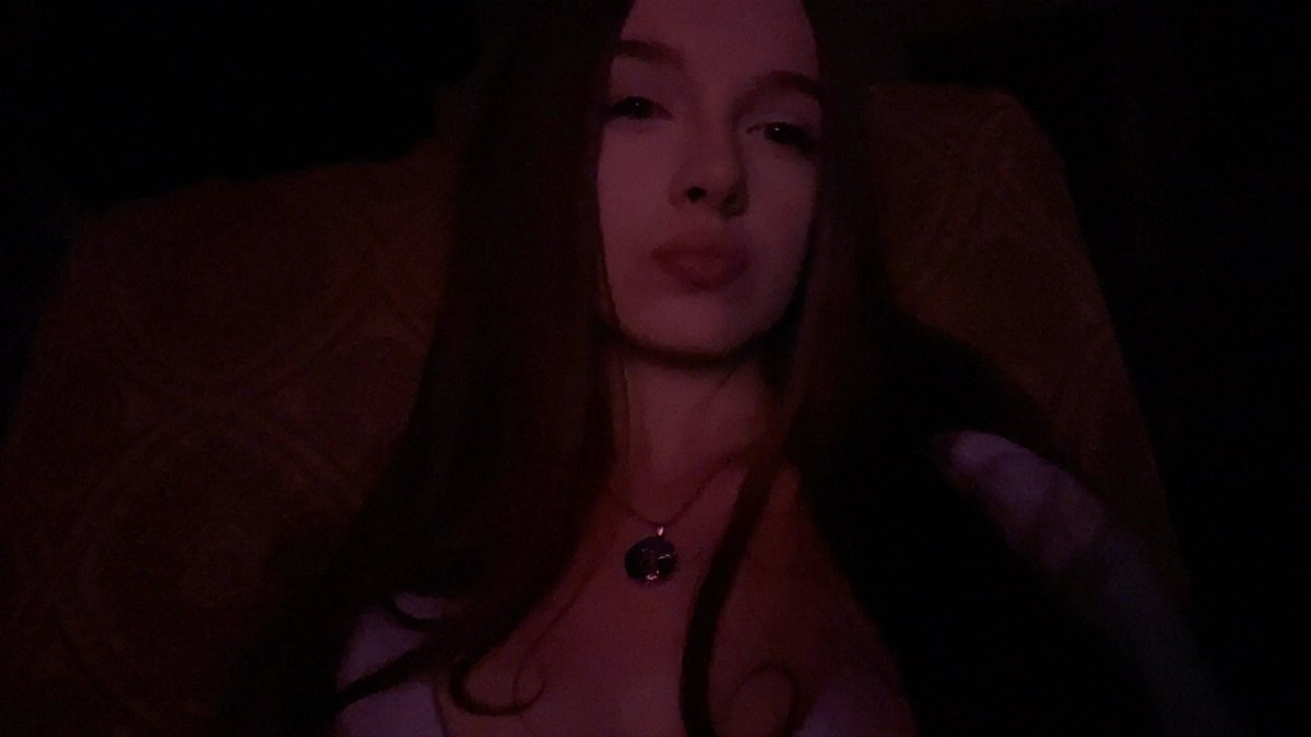 moon goddess tweet media