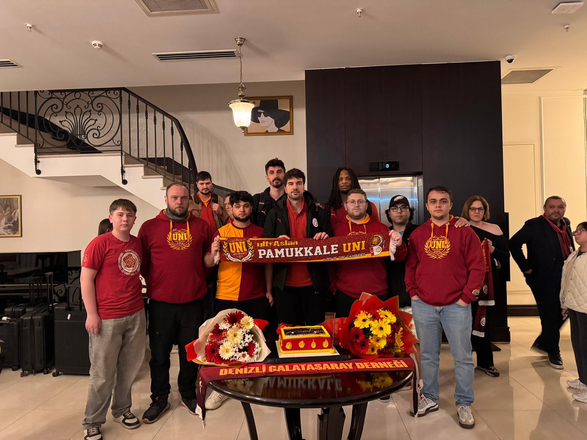 uAUNIPamukkale's tweet photo. GALATASARAY Basketbol takımımızı Denizli’de konaklayacakları otelde karşıladık ! Takımımıza yarın oynanacak maçta başarılar dileriz!

#ultrAslanUNI https://t.co/e8CLVRwOPe